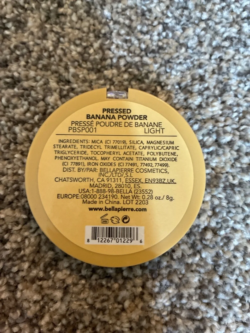 Bellapierre Cosmetics Pressed Banana Powder Light
